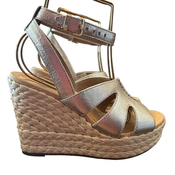 Ugg Careena Gold Metallic Leather Wedge Espadrilles Sandals Ankle Strap NEW 6.5 - Picture 2 of 11